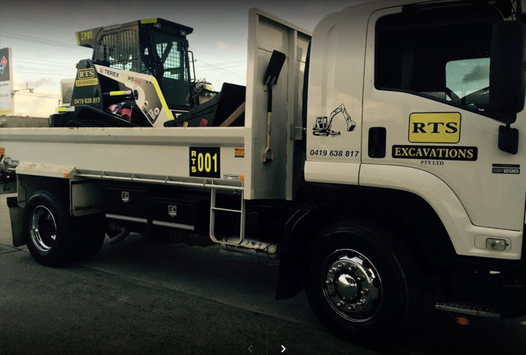 tipper truck